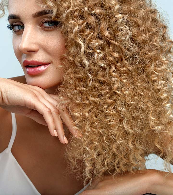 20 Surreal Curly Blonde Hairstyles – Tips To Maintain The Curls