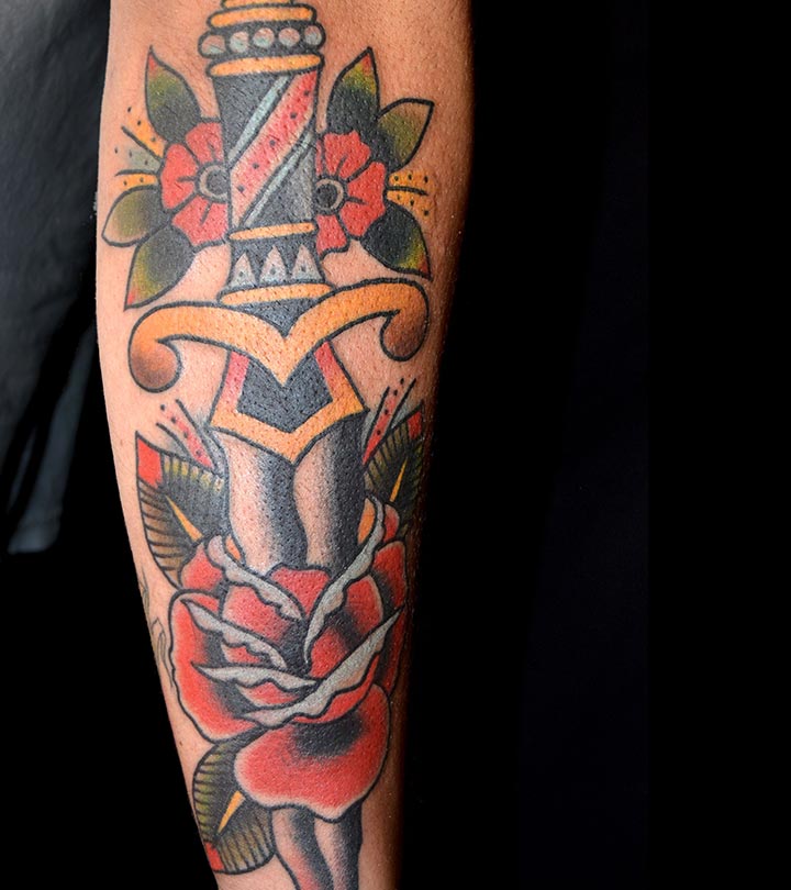 Top 15 Fifteen Dagger Tattoo Designs